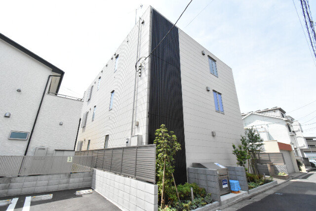 ��ʌ��n�s�쒬�R���ڂ̃}���V�����̌����O��