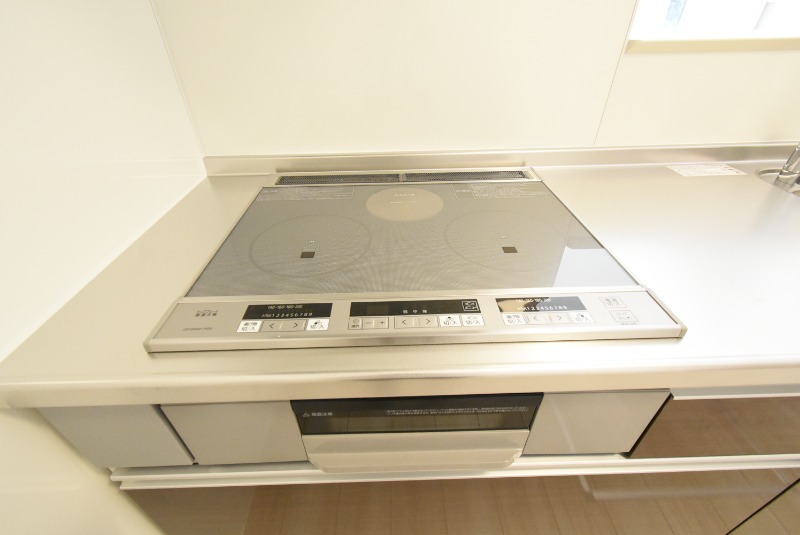 ��ʌ��������܎s�k�擌�听���Q���ڂ̃A�p�[�g�̃L�b�`��