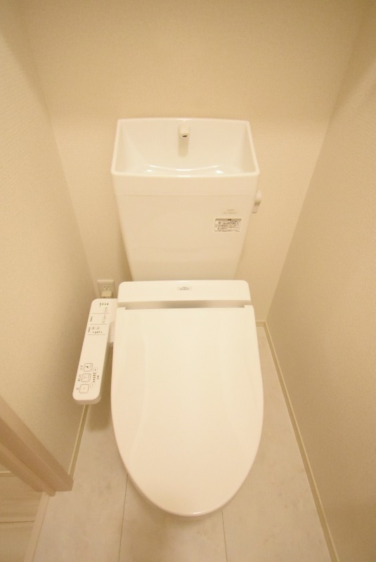 ��ʌ��������܎s�k�擌�听���Q���ڂ̃A�p�[�g�̃g�C��