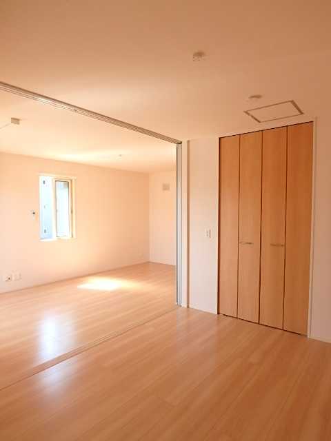 ��ʌ��������܎s�k��听���S���ڂ̃A�p�[�g�̂��̑������E�X�y�[�X