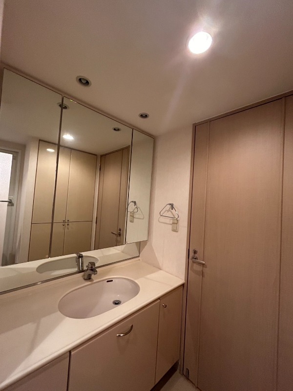 ��ʌ��������܎s������㗎���V���ڂ̃}���V�����̐��ʏ�