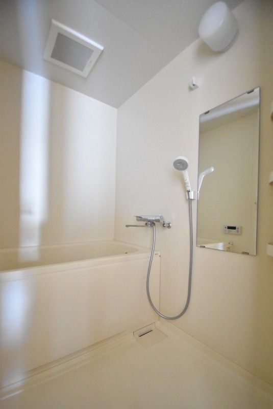 ��ʌ��������܎s��{��g�~���S���ڂ̃}���V�����̃o�X