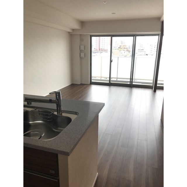 ��ʌ��������܎s�Y�a��k�Y�a�R���ڂ̃}���V�����̋��ԁE���r���O