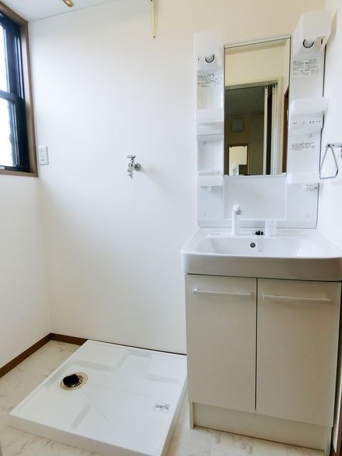 ��ʌ�����s�ܔԒ��̃A�p�[�g�̂��̑�