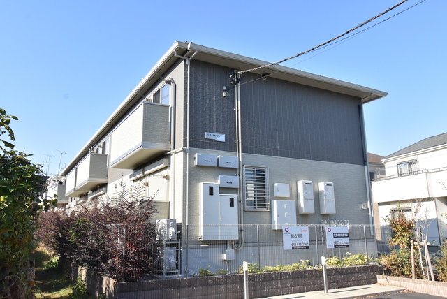 ��ʌ��������܎s�΋�厚�O���̃A�p�[�g�̌����O��