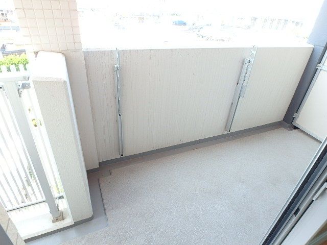 ��ʌ��������܎s������{�����R���ڂ̃}���V�����̃o���R�j�[