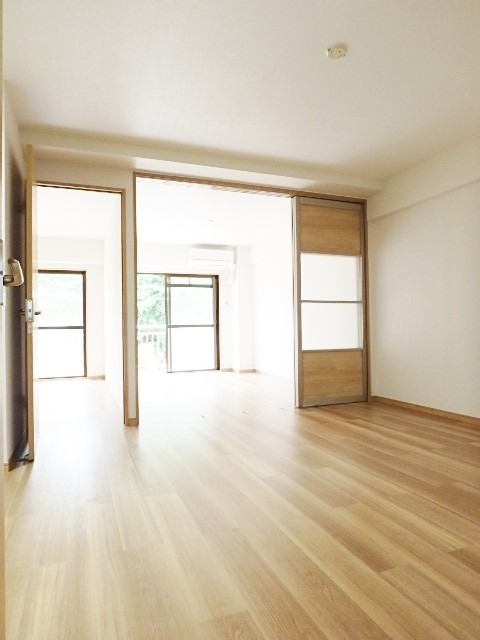 ��ʌ��������܎s��{��x�̓����P���ڂ̃}���V�����̋��ԁE���r���O