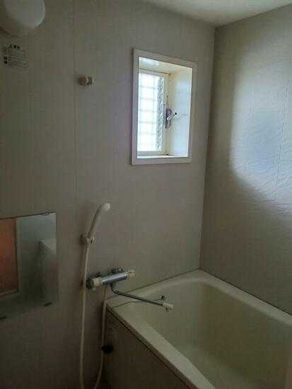 ��ʌ��������܎s��΋�{���P���ڂ̃A�p�[�g�̃o�X