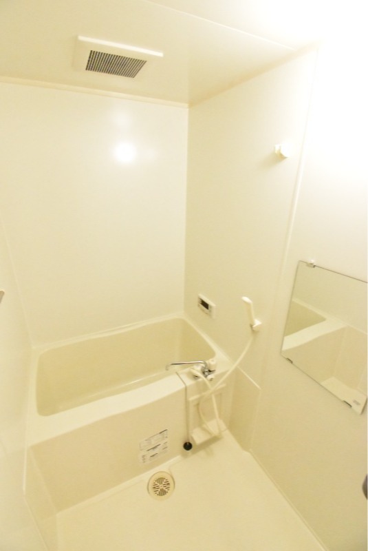 ��ʌ��z�J�s�_�����R���ڂ̃A�p�[�g�̃o�X