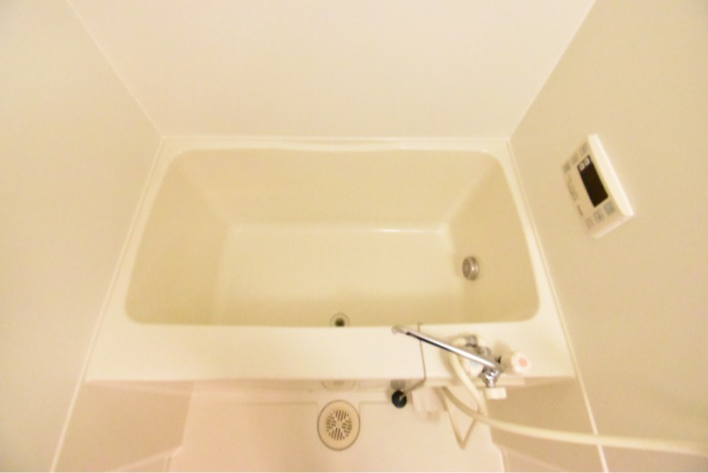 ��ʌ��z�J�s�_�����R���ڂ̃A�p�[�g�̃o�X