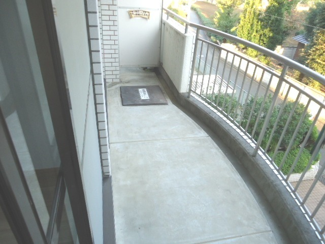 ��ʌ��������܎s��{��x�̓����P���ڂ̃}���V�����̃o���R�j�[