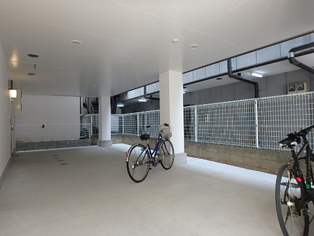 ��ʌ��������܎s��{�撇���R���ڂ̃}���V�����̂��̑�