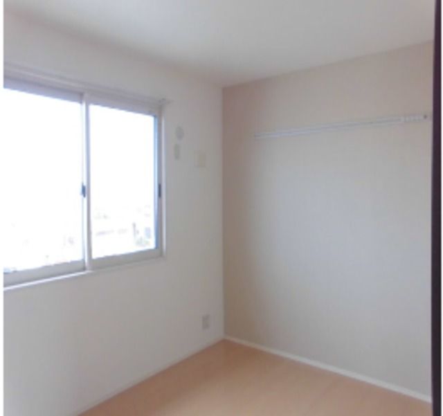 ��ʌ��z�J�s�V�z�J�P���ڂ̃A�p�[�g�̂��̑������E�X�y�[�X