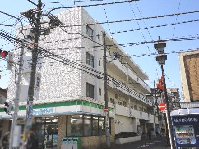 ��ʌ��������܎s��{��{���S����159�̃}���V�����̌����O��