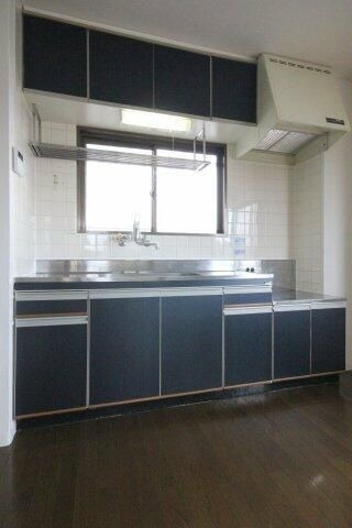 ��ʌ��������܎s�������a�c���Q���ڂ̃}���V�����̃L�b�`��