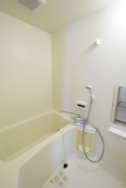 ��ʌ��������܎s����厚���V�n�̃A�p�[�g�̃o�X