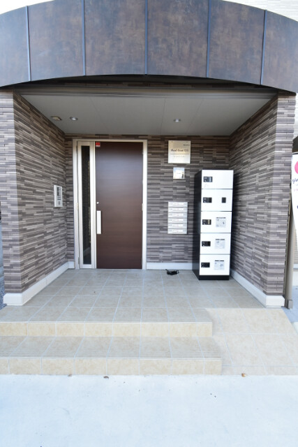 ��ʌ��������܎s��������S���ڂ̃A�p�[�g�̃G���g�����X