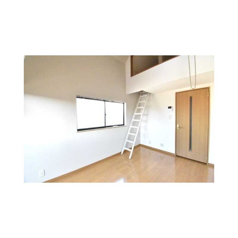 ��ʌ��������܎s�΋擌�Y�a�P���ڂ̃A�p�[�g�̋��ԁE���r���O