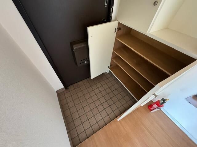 ��ʌ��z�J�s���������̃}���V�����̌���