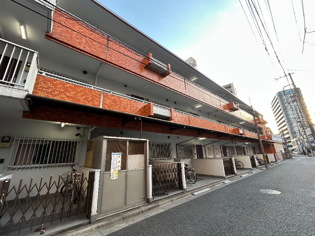 ��ʌ��������܎s��{��g�~���Q���ڂ̃}���V�����̌����O��