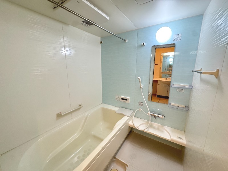 ��ʌ��������܎s�΋�����U���ڂ̃A�p�[�g�̃o�X