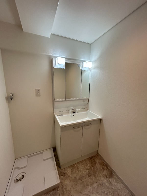 ��ʌ��������܎s��{��g�~���Q���ڂ̃}���V�����̐��ʏ�