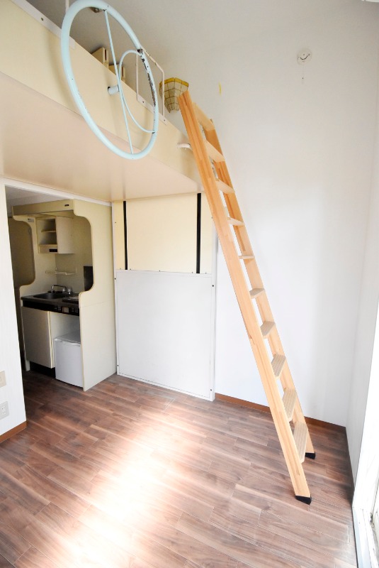 ��ʌ��������܎s�����擌��{�P���ڂ̃A�p�[�g�̋��ԁE���r���O