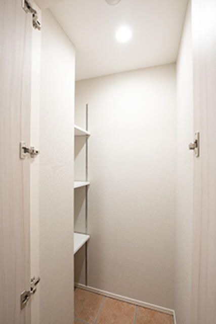 ��ʌ��������܎s�Y�a���ՂP���ڂ̃}���V�����̂��̑������E�X�y�[�X