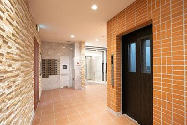 ��ʌ��������܎s�Y�a���ՂP���ڂ̃}���V�����̃G���g�����X