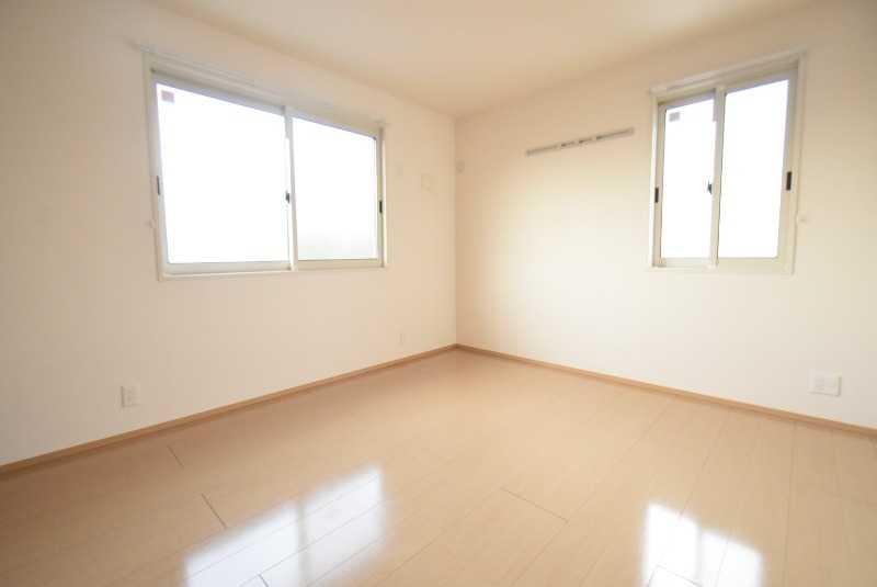 ��ʌ��������܎s��΋���R���ڂ̃A�p�[�g�̂��̑������E�X�y�[�X