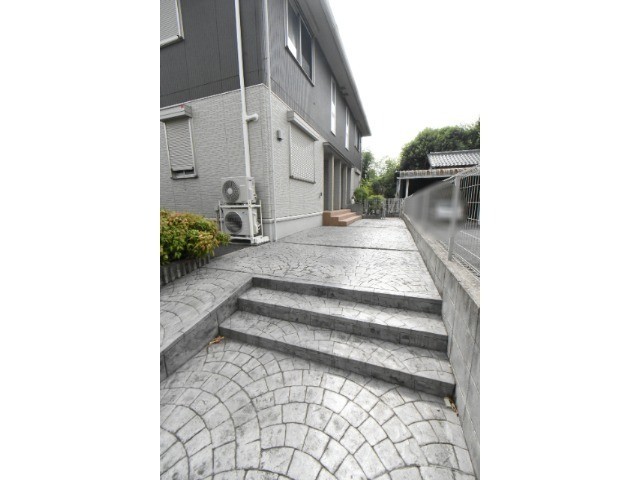 ��ʌ��������܎s��΋���R���ڂ̃A�p�[�g�̃G���g�����X