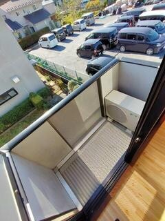 ��ʌ��������܎s����厚��c�{�̃A�p�[�g�̃o���R�j�[