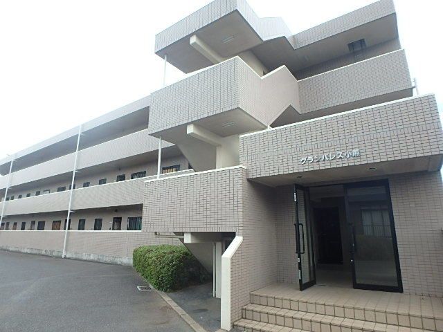 ��ʌ��������܎s������厚����327-1�̃}���V�����̌����O��