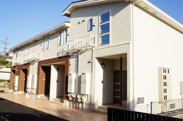 ��ʌ��������܎s�������˂P���ڂ̃A�p�[�g�̌����O��