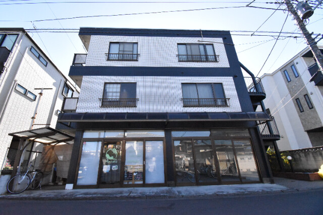 ��ʌ��������܎s��{��V�����Q���ڂ̃}���V�����̌����O��