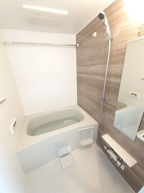 ��ʌ��������܎s����厚�w��̃A�p�[�g�̃o�X