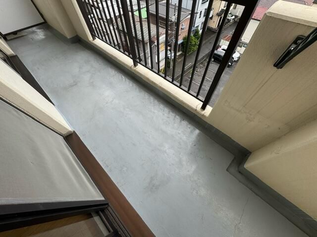 ��ʌ��z�J�s���������̃}���V�����̃o���R�j�[