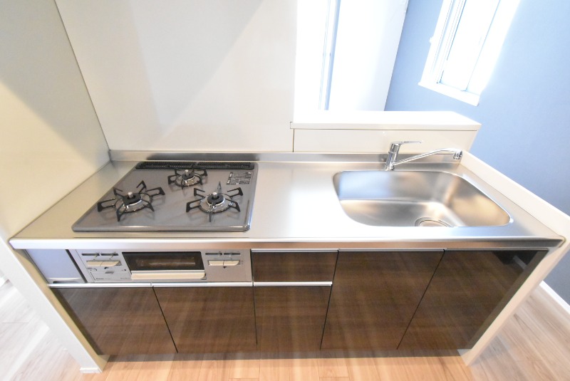 ��ʌ�����s�ŐV���̃}���V�����̃L�b�`��