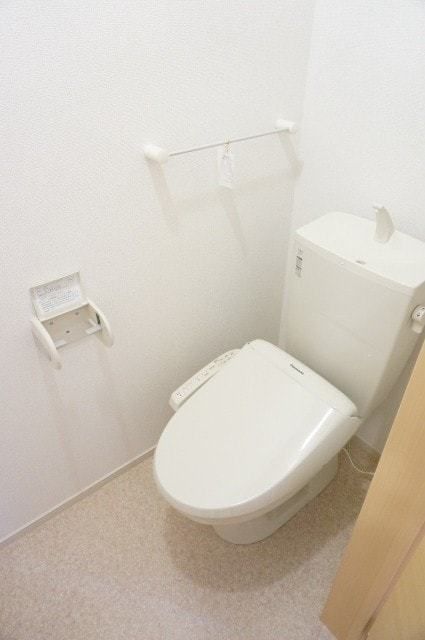 ��ʌ�����s��c�{�̃A�p�[�g�̃g�C��