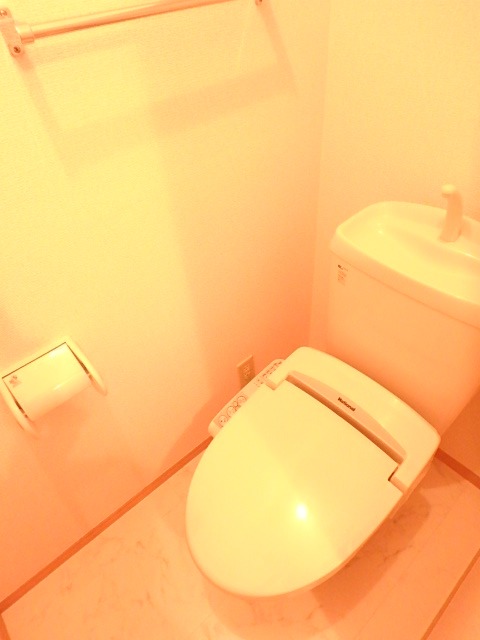 ��ʌ��������܎s�k�擌�听���Q���ڂ̃A�p�[�g�̃g�C��