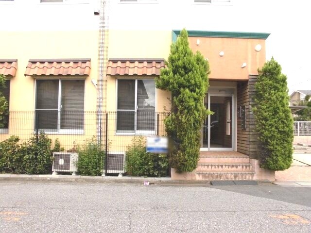 ��ʌ��z�J�s���z�J�R���ڂ̃}���V�����̌����O��