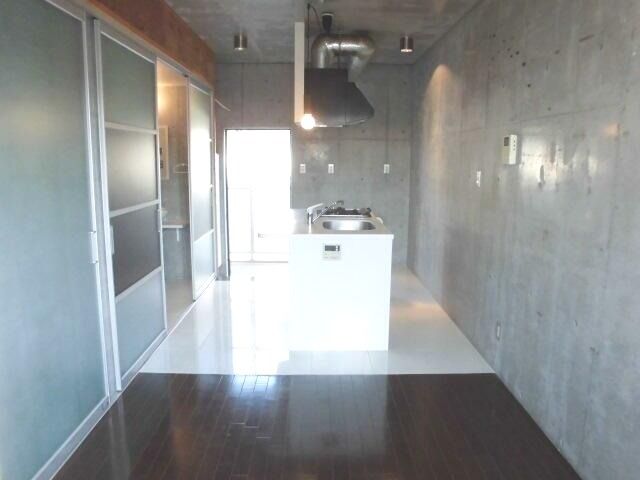 ��ʌ��z�J�s���z�J�R���ڂ̃}���V�����̂��̑������E�X�y�[�X