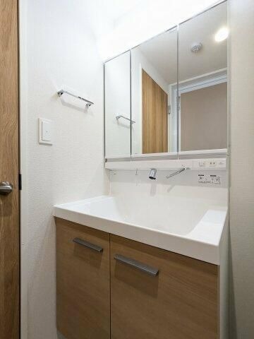 ��ʌ��������܎s��{���Ԓ��Q���ڂ̃}���V�����̐��ʏ�