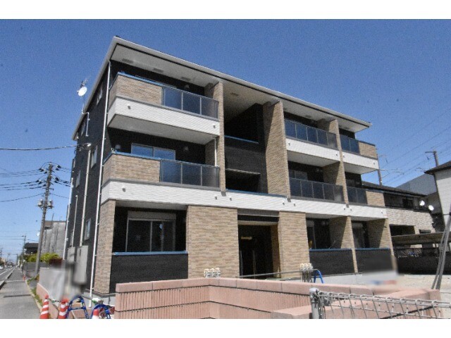 ��ʌ������s���S���ڂ̃A�p�[�g�̃G���g�����X