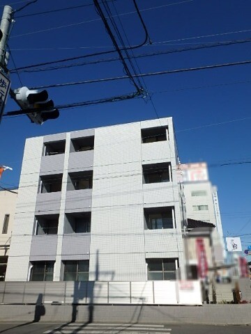 ��ʌ��������܎s�k�擌�听���P���ڂ̃}���V�����̌����O��