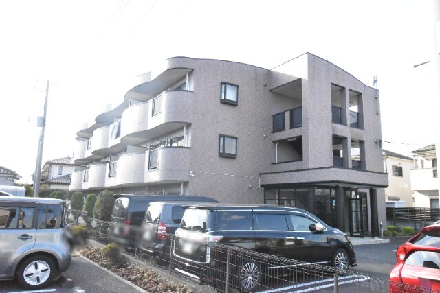 ��ʌ������s���W���ڂ̃}���V�����̌����O��