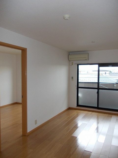 ��ʌ������s���W���ڂ̃}���V�����̋��ԁE���r���O