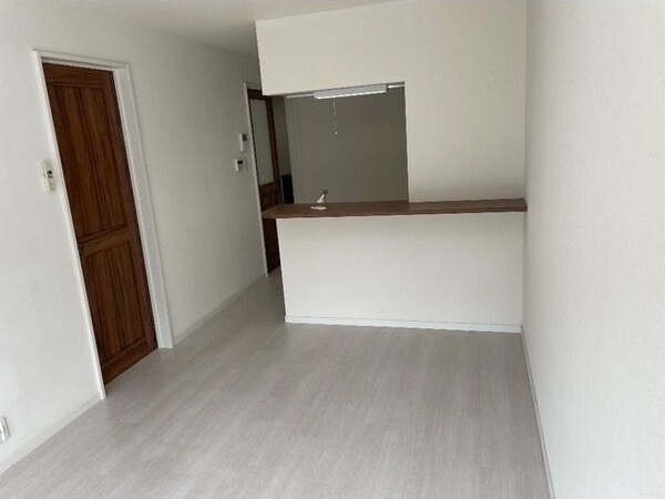 ��ʌ������s���R�P���ڂ̃}���V�����̋��ԁE���r���O