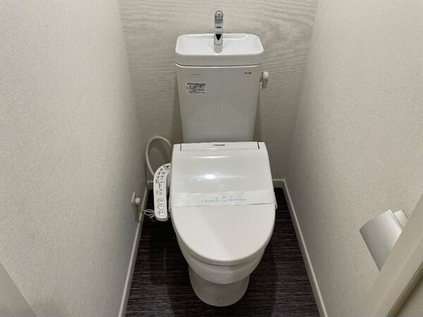 ��ʌ������s���R�P���ڂ̃}���V�����̃g�C��