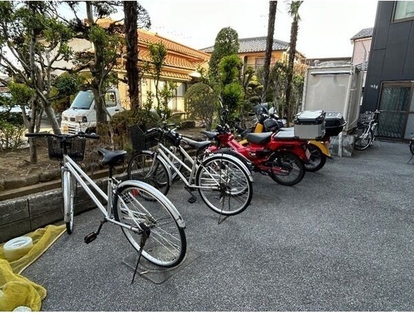 ��ʌ������s���R�P���ڂ̃}���V�����̂��̑�